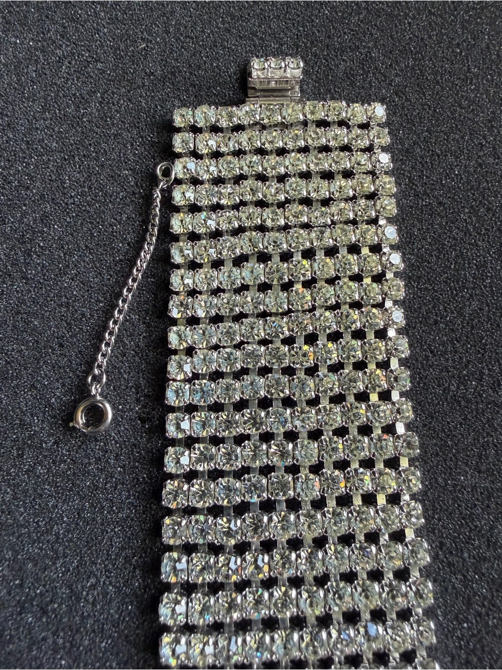 Vintage Rhinestone Bracelet - Picture 4 of 7